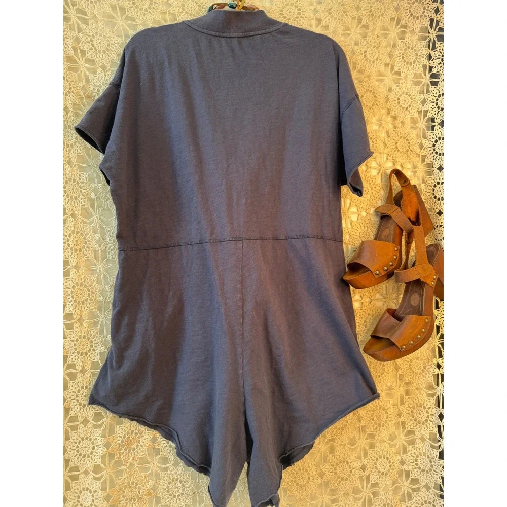 Free People Navy V-neck Bohemian Romper‎ Sz S